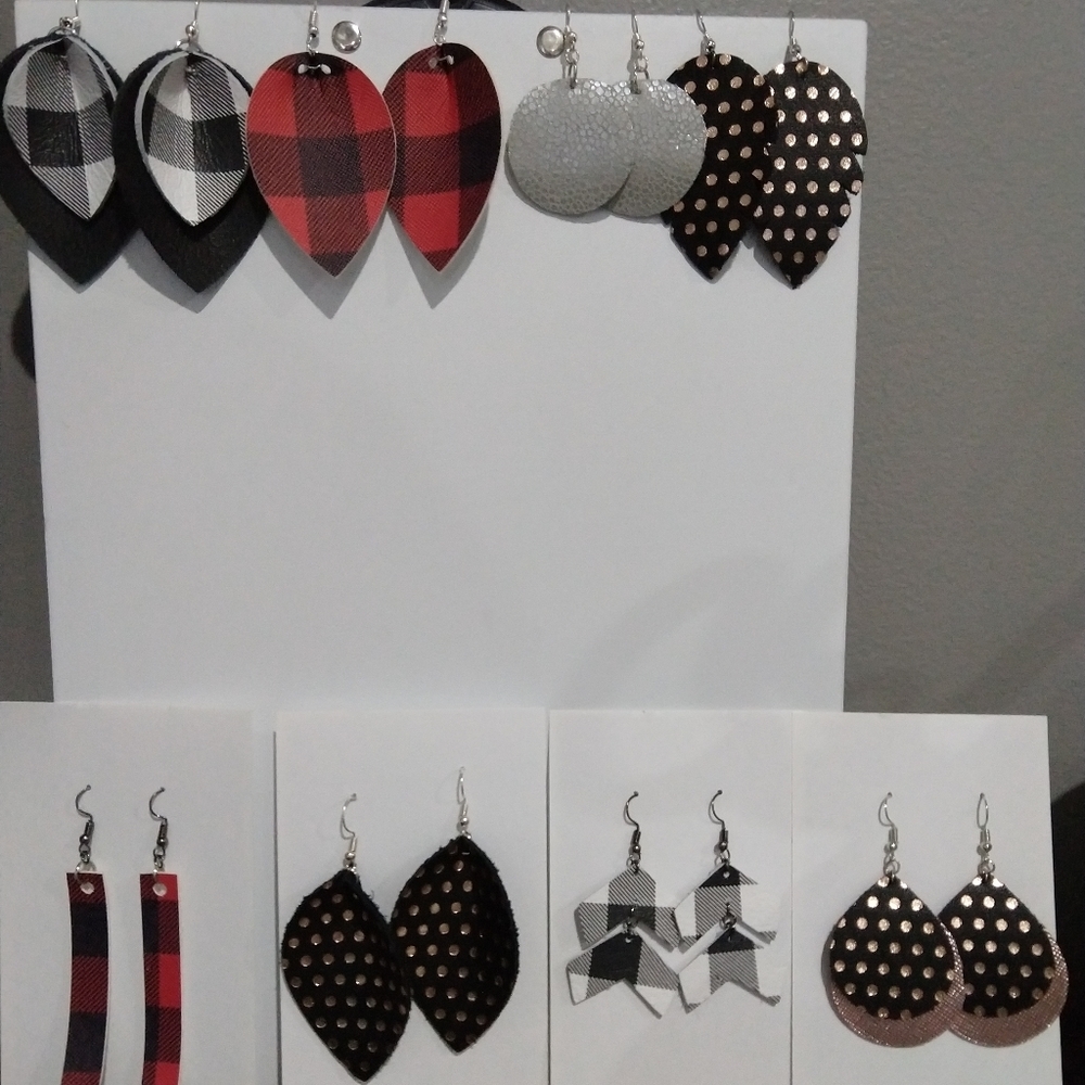 Leather earrings
